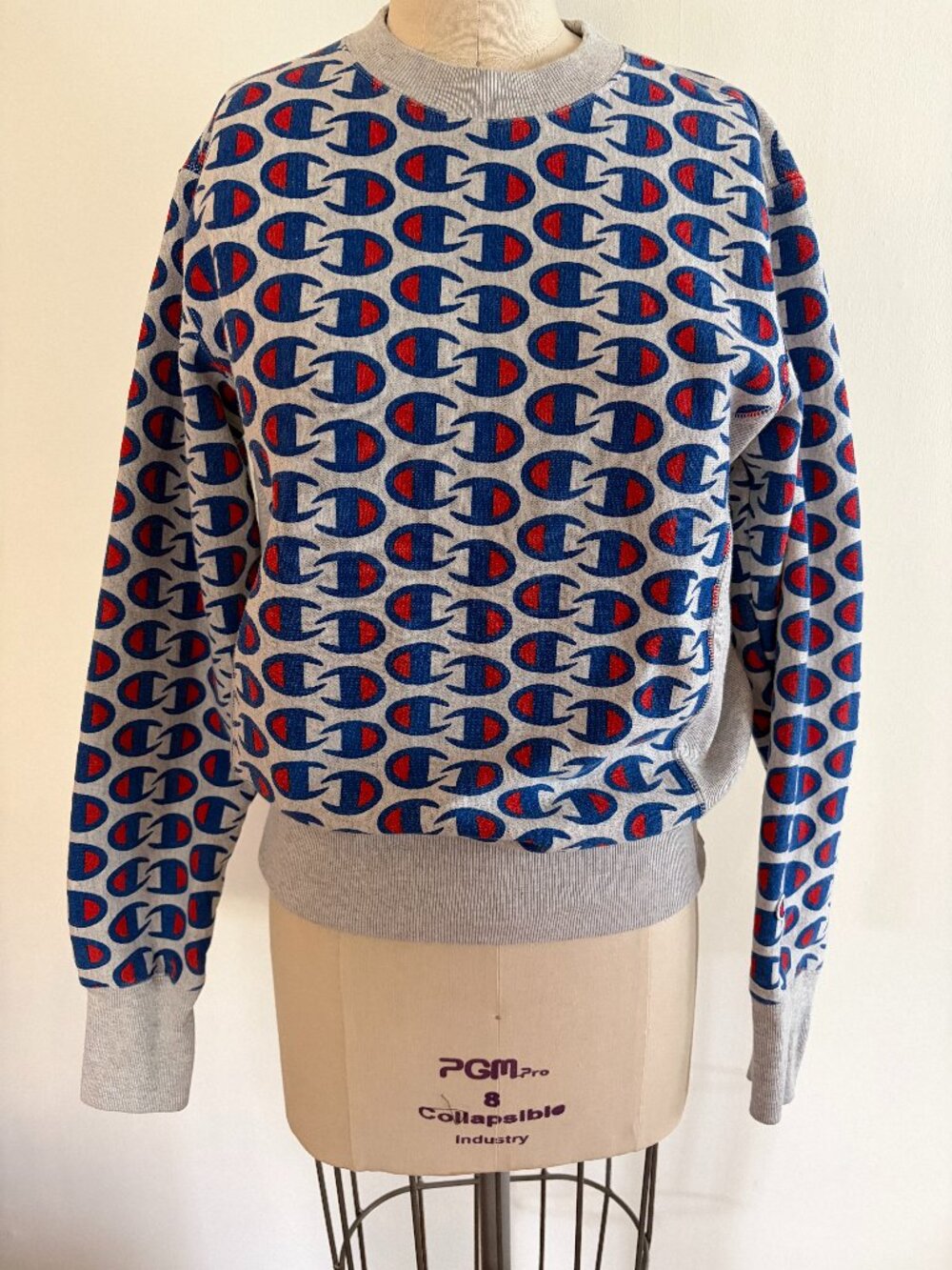 Mens Champion Shirt - Size Small?